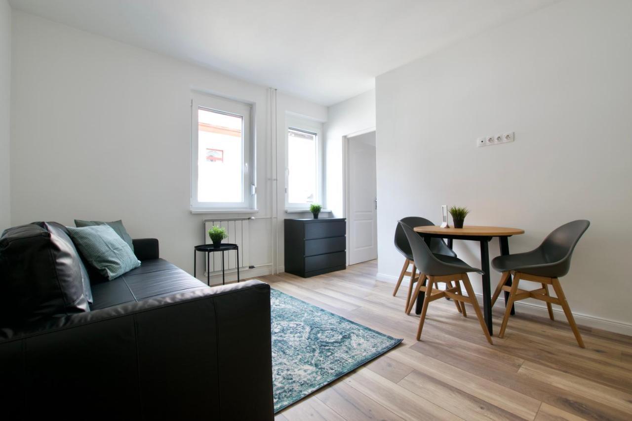 Standard Apartment By Hi5 - Dessewffy 37 Suites Budapeşte Dış mekan fotoğraf