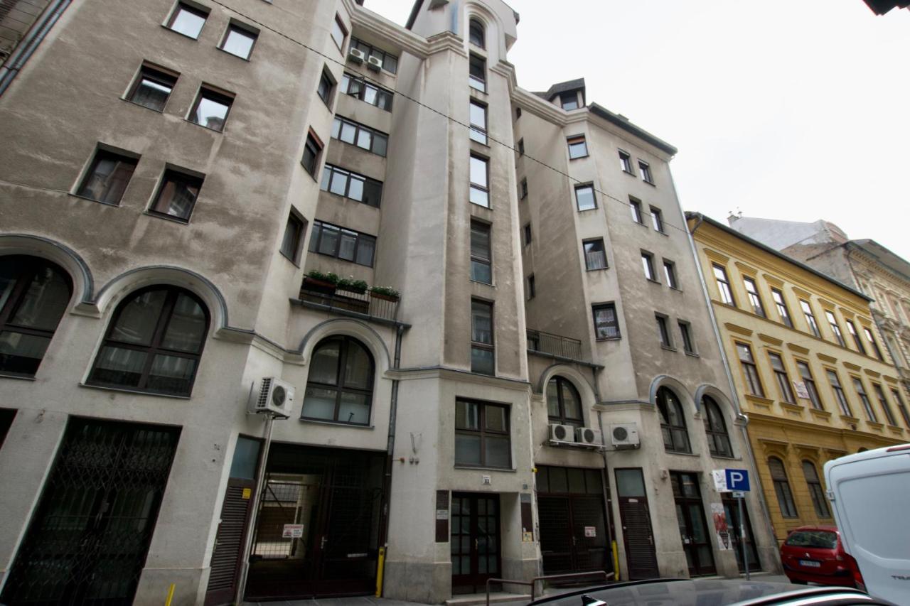Standard Apartment By Hi5 - Dessewffy 37 Suites Budapeşte Dış mekan fotoğraf